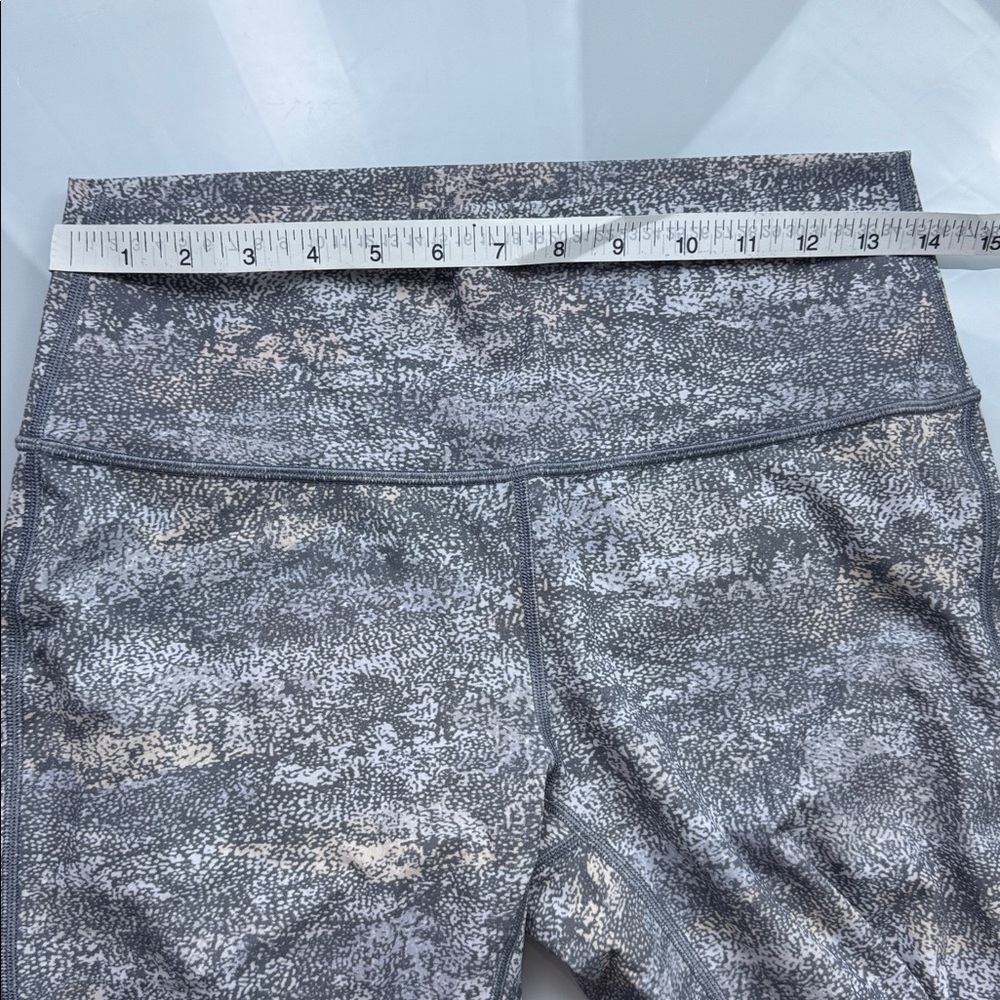 Lululemon Athletica Gray Patterned Leggings Size 10 - Picture 6 of 7